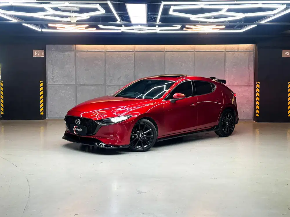 Km 6Rb MAZDA 3 HATCHBACK SKYACTIV 2024 Merah Maroon