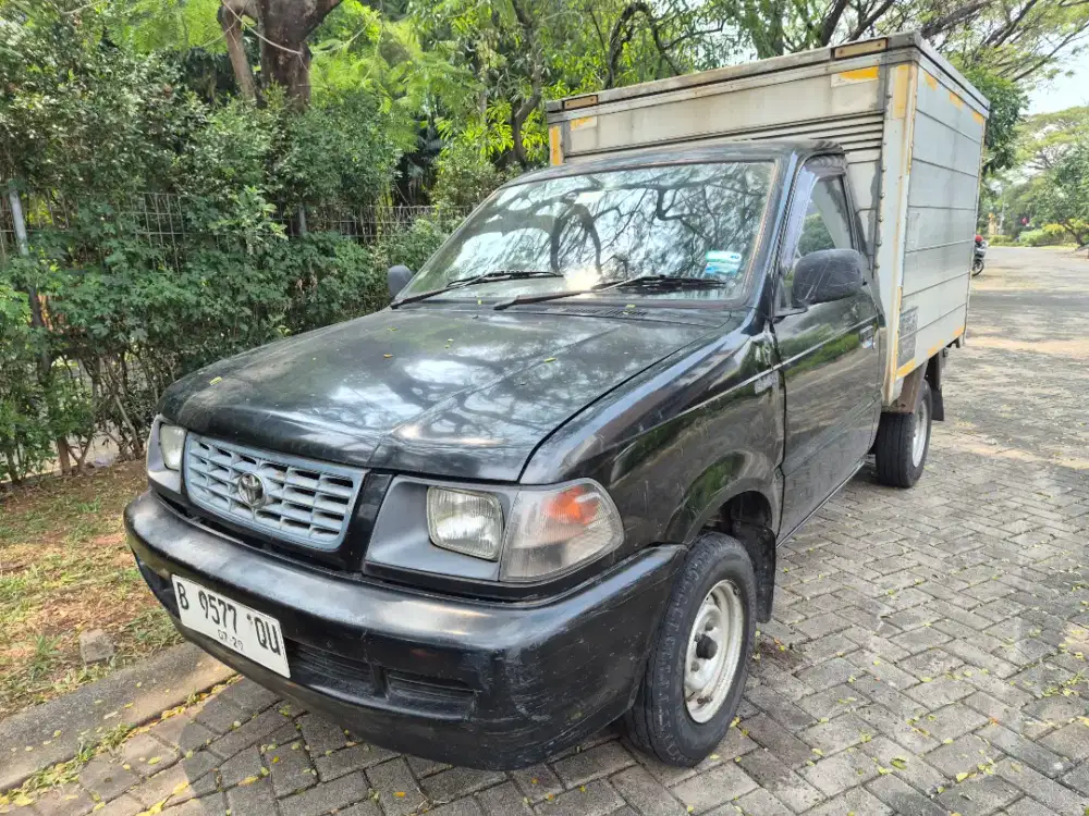 Toyota Kijang 1.8 AC Box Alumunium