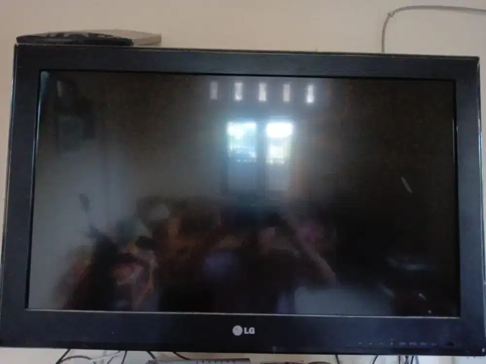 TV LCD LG 32 Inch Murah - Gambar Jernih Siap Pakai (Bisa Nego Tipis)