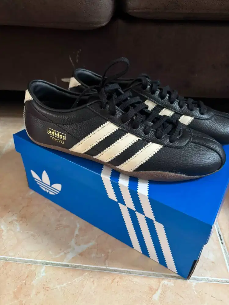 Adidas Tokyo Original Black Cream Size 38.5