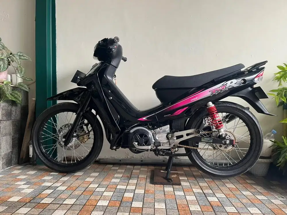 F1ZR 1997 Ungu Jari-jari