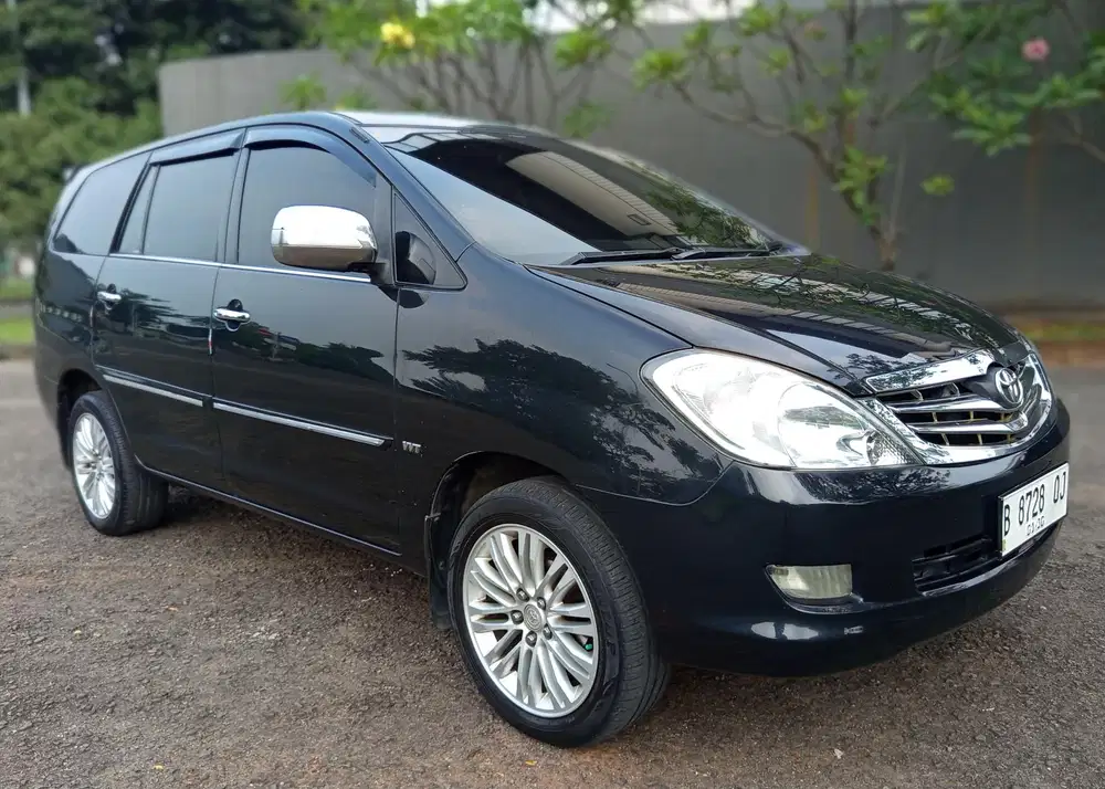 Toyota Kijang Innova 2.0 G AT 2005 Hitam Istimewa Sekali Sgt Terawat