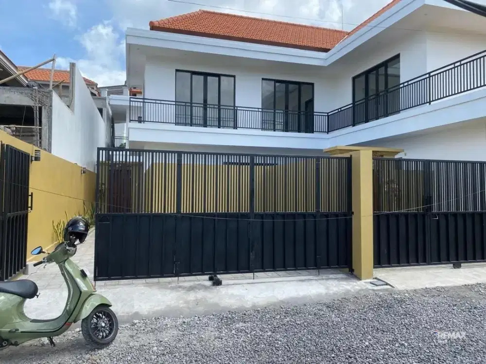 Vila Baru Tropis Minimalis, Disewakan Di Seminyak.