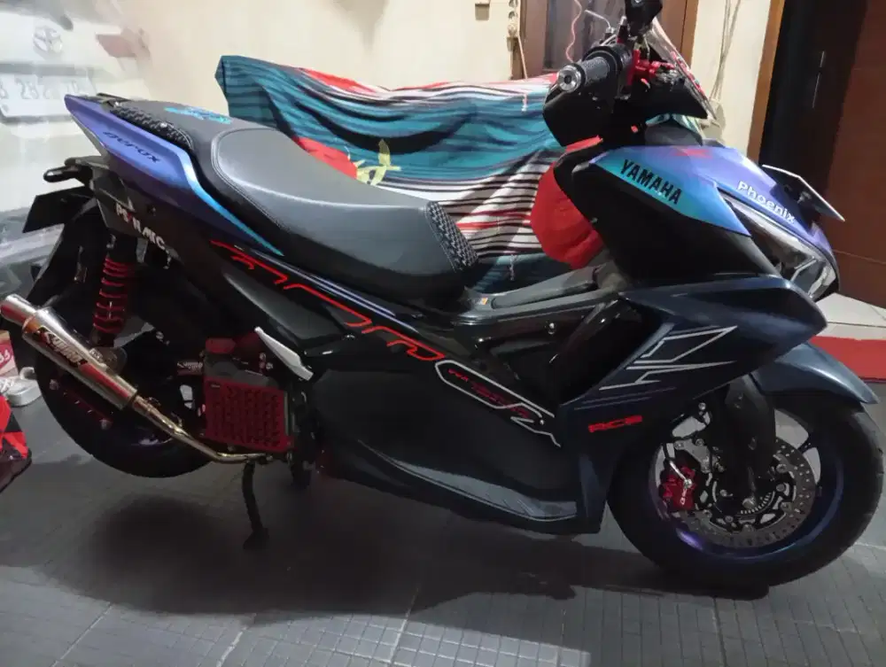 Yamaha aerox warna Cyber full modif