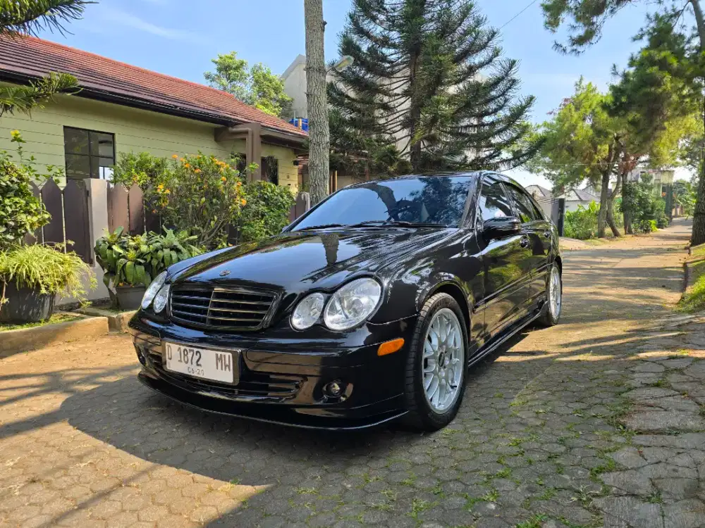 Dijual Mercedes Benz C240 W203 2005 Siap Pakai Full Rawatan