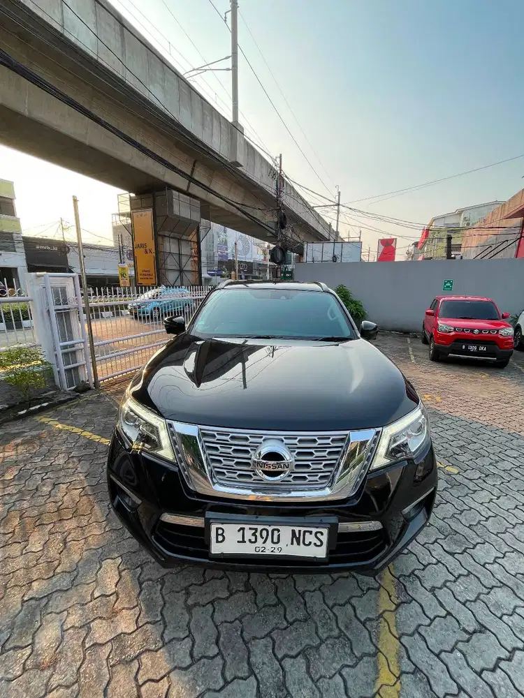 NISSAN TERRA 2.5 VL AT DIESEL