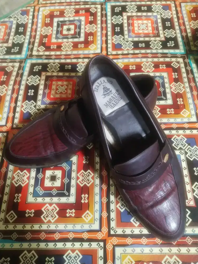 Jual sepatu kulit