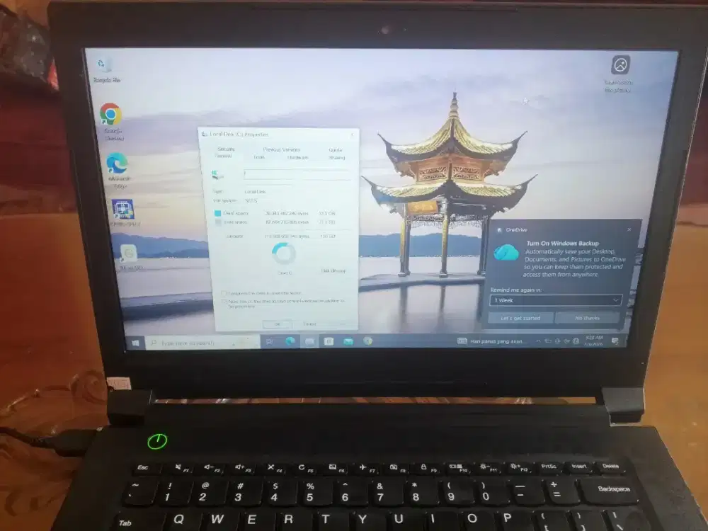 Laptop Lenovo i7 - 7500U V310 Dual vga