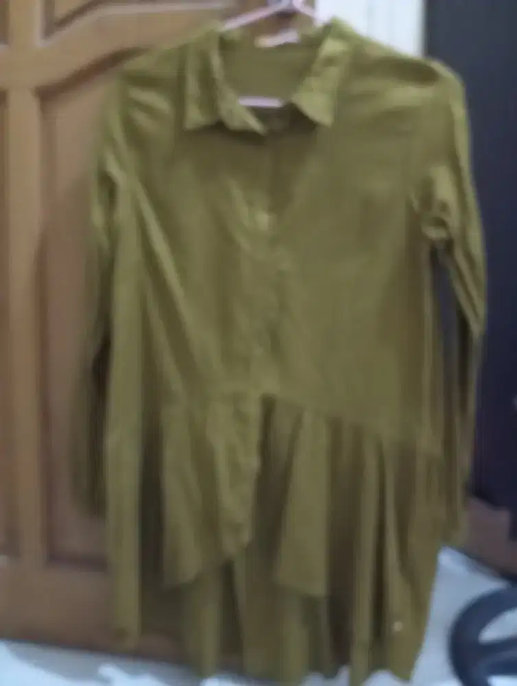 Baju atasan wanita