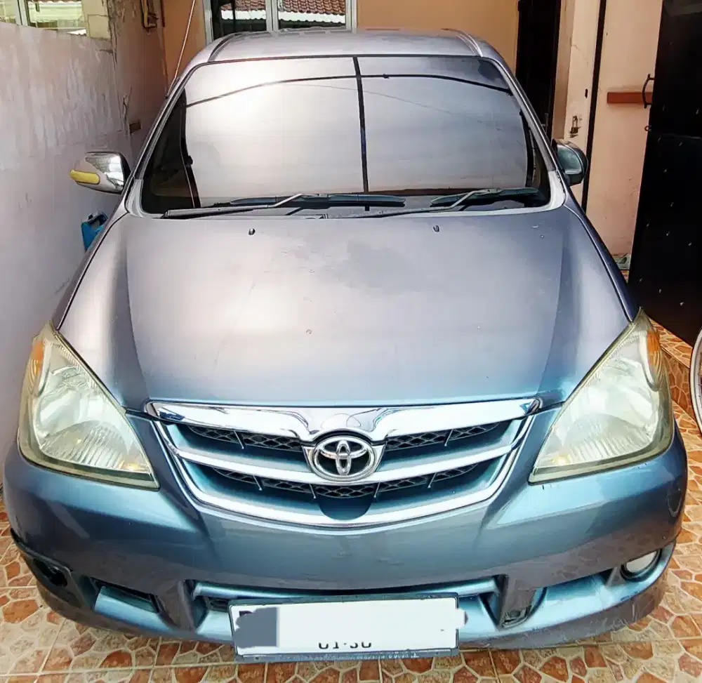 Dijual Mobil Bekas Toyota Avanza G Automatic 2010