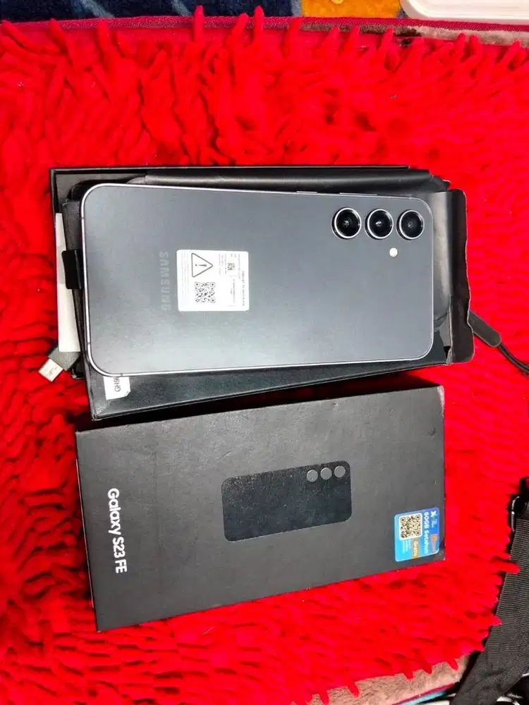 Samsung s23 fe 8/128 gb full set mulus