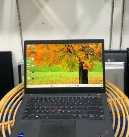 Laptop Lenovo ThinkPad T14s Core i7 Gen11 Ram 32GB 14inch N-VN