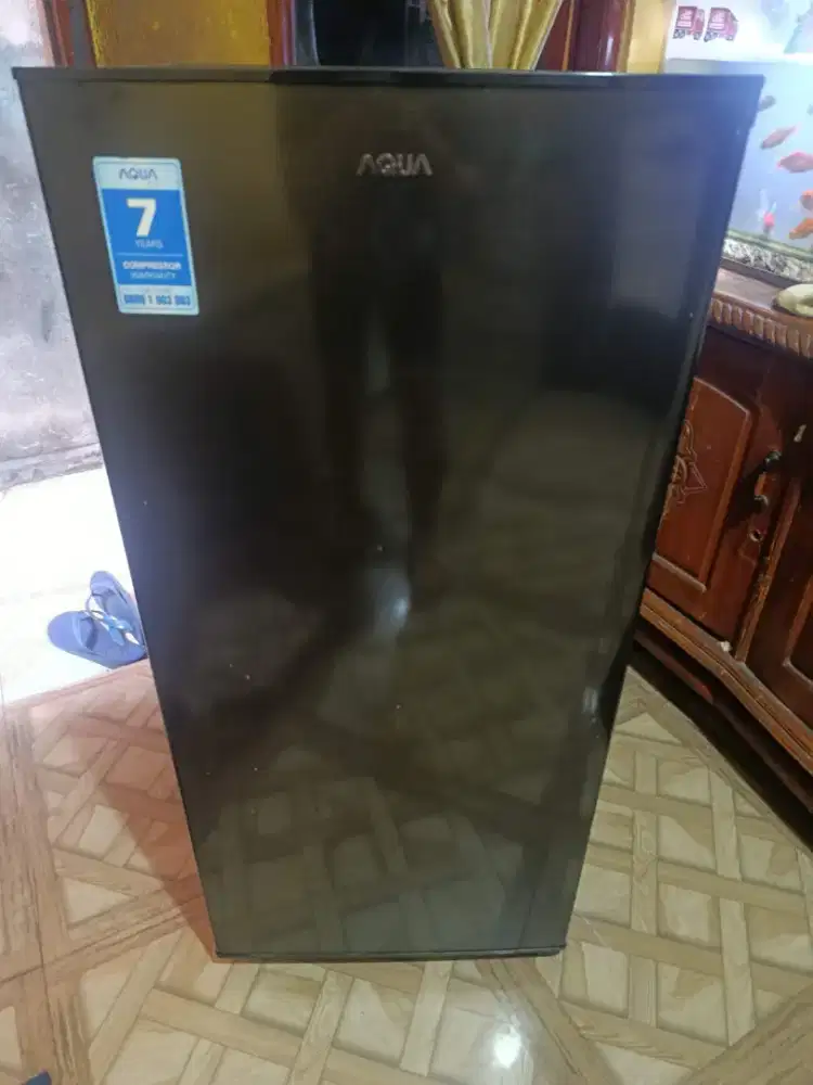 Kulkas 1 pintu merek AQUA
