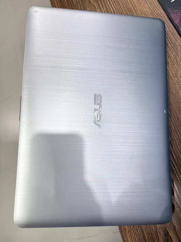 Di jual cepat Laptop Asus Vivobook Max X441M