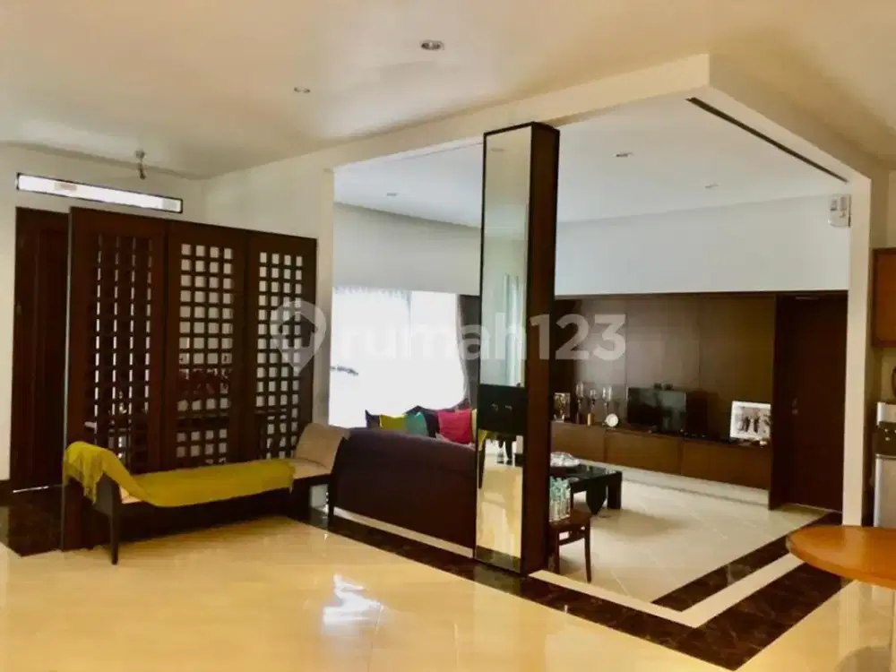 Rumah Cantiek Nyaman Tinggal Bawa Koper di Bintaro Jaya Sek 9