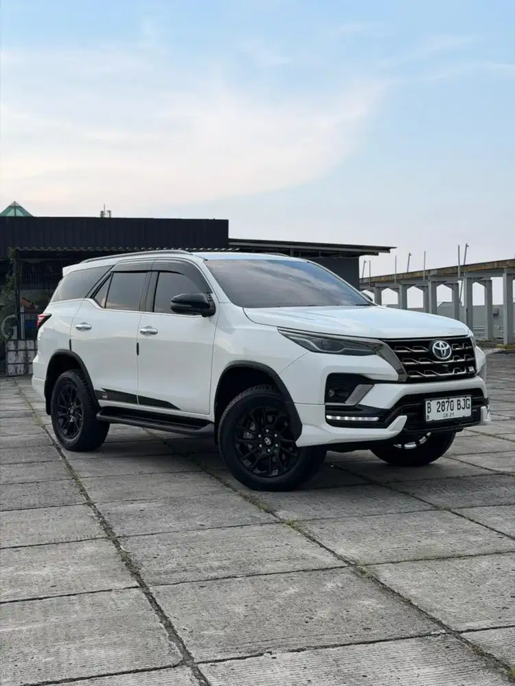 (Km Low 20ribu Record Full Ori) FORTUNER VRZ GR 2.8 AT 2024