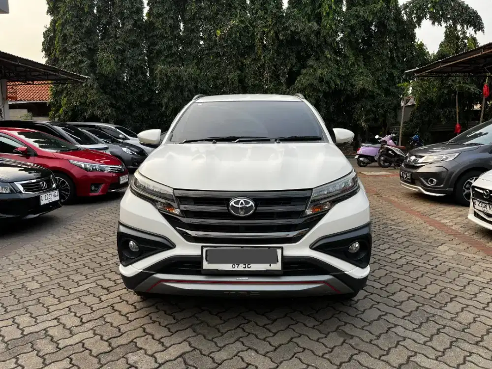 5JT RUSH S TRD AT 2020 WHITE EDITION RARE ITEM !!
