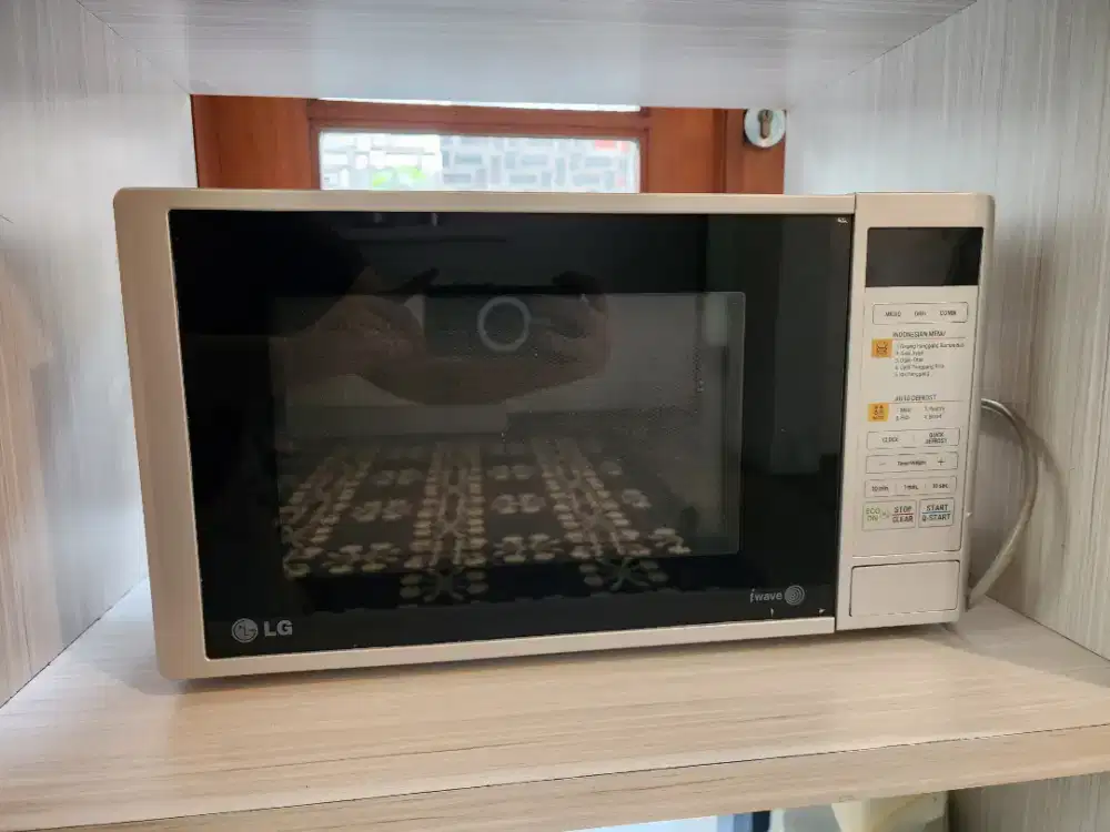 Microwave oven for sale