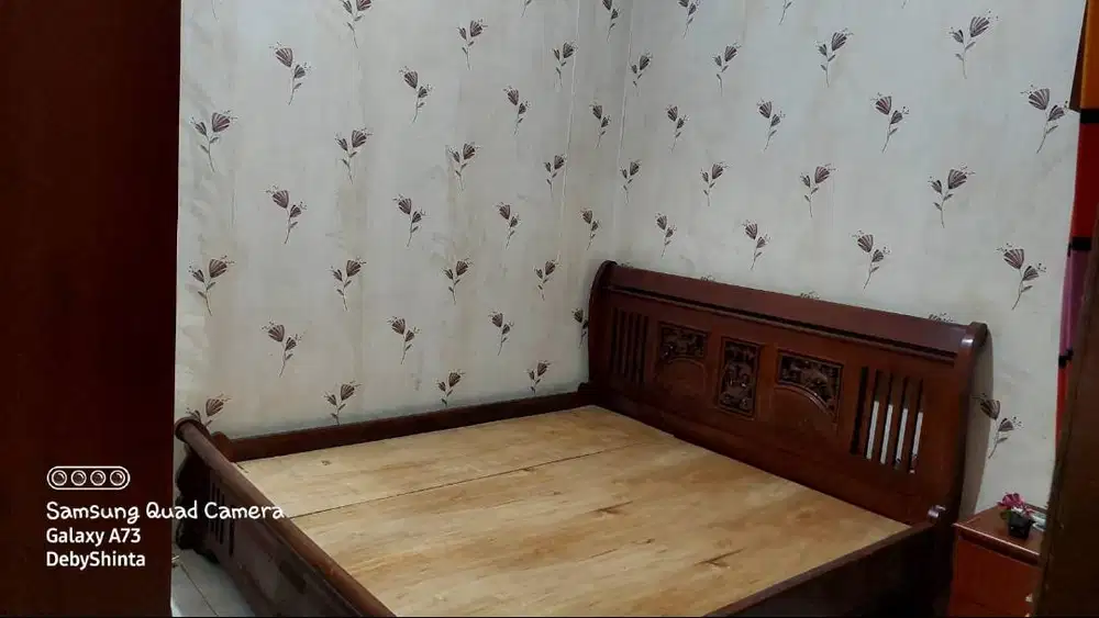Dijual Tempat Tidur Kayu Jati Uk. 180cm x 200cm