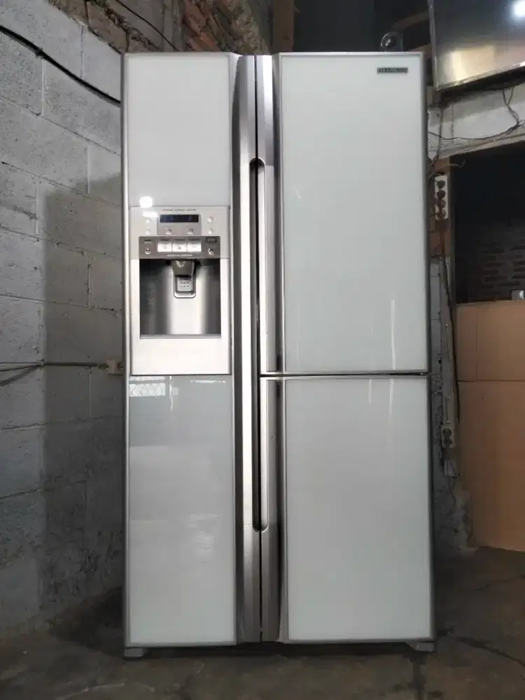 KULKAS 3PINTU ( HITACHI )