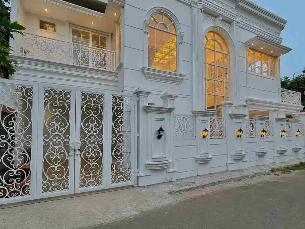 Rumah Mewah Posisi Hook Dijakarta Selatan Jagakarsa