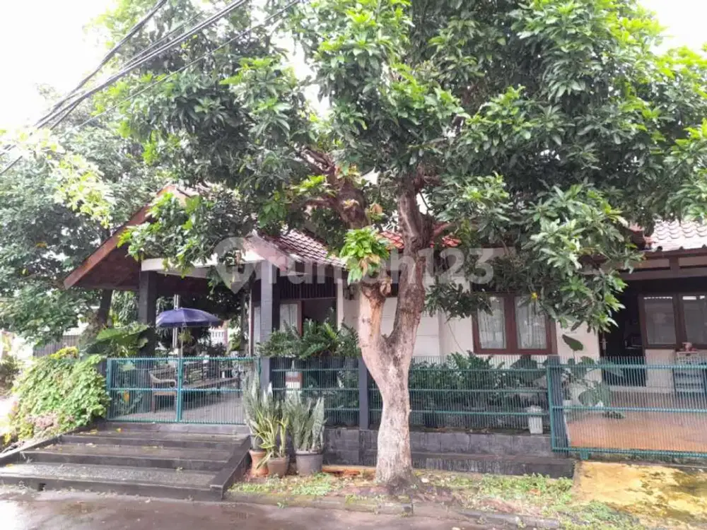 Dijual Rumah 1 Lantai Nyaman dan Asri di Bintaro Jaya