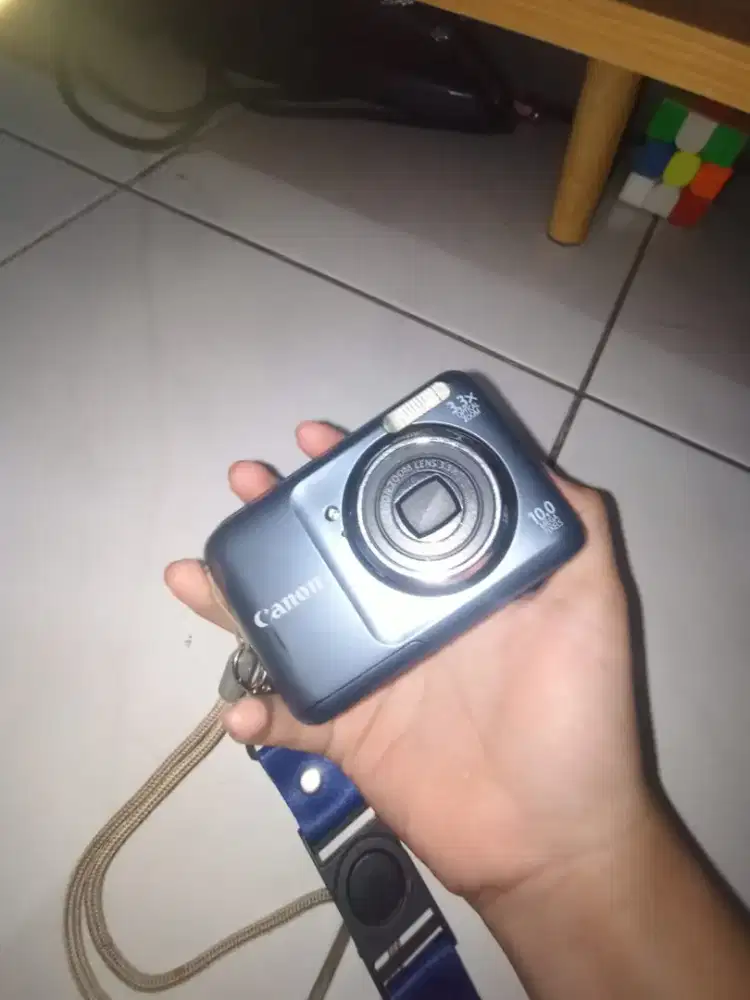 Canon PowerShot A800.