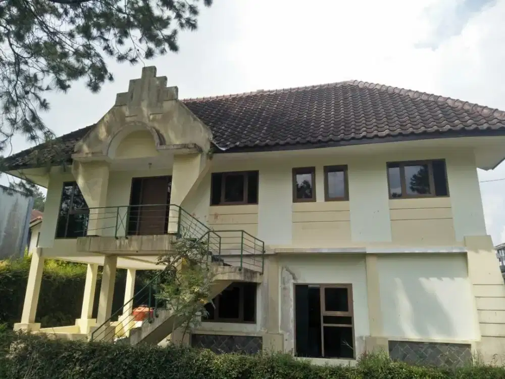 Dijual Villa Istana Bunga, Parongpong, Lembang Bandung