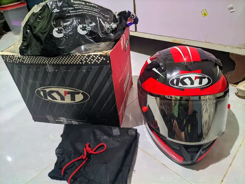 Helm KYT K2 Rider Limited Edition