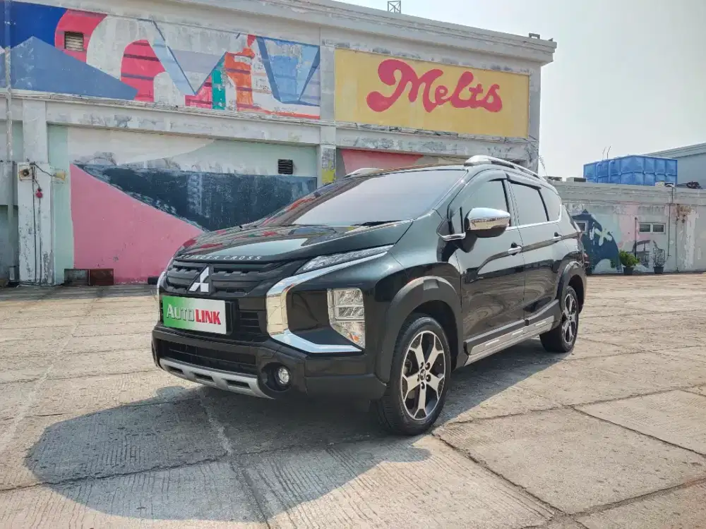 Xpander Croos Premium 2021 Matic Hitam 2022 Bagus mulus 2020 siap jln