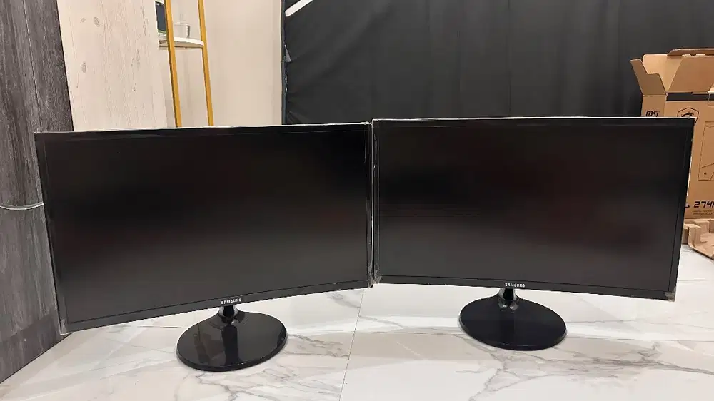 DUAL MONITOR SAMSUNG CURVE 24 INCH