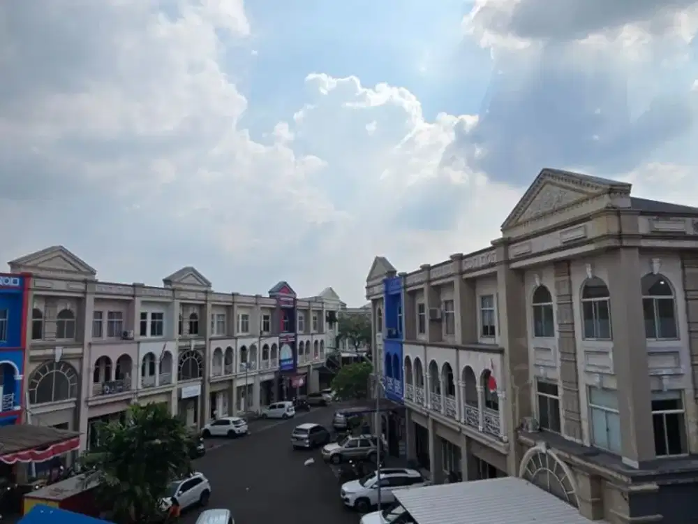 Disewakan Ruko Grand Galaxy , Rapi siap pakai di area Komersil
