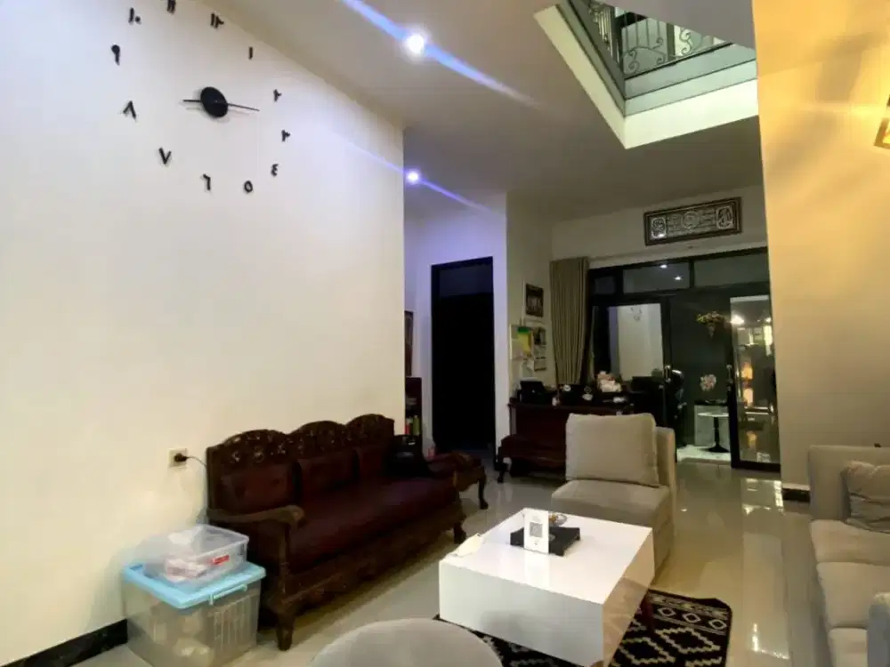 Rumah Bangunan Terawat di Kopo Permai - Full Furnished