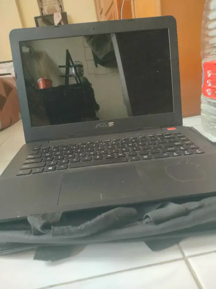 Laptop notebook asus