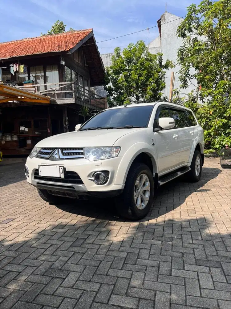 PAJERO SPORT DAKAR V6 3.0 (SEPERTI BARU)