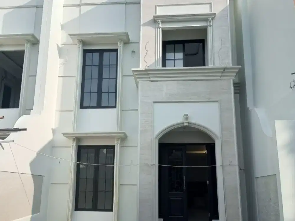 Rumah dijual 3 Lantai Siap Huni, Pondok Bambu, Jakarta Timur