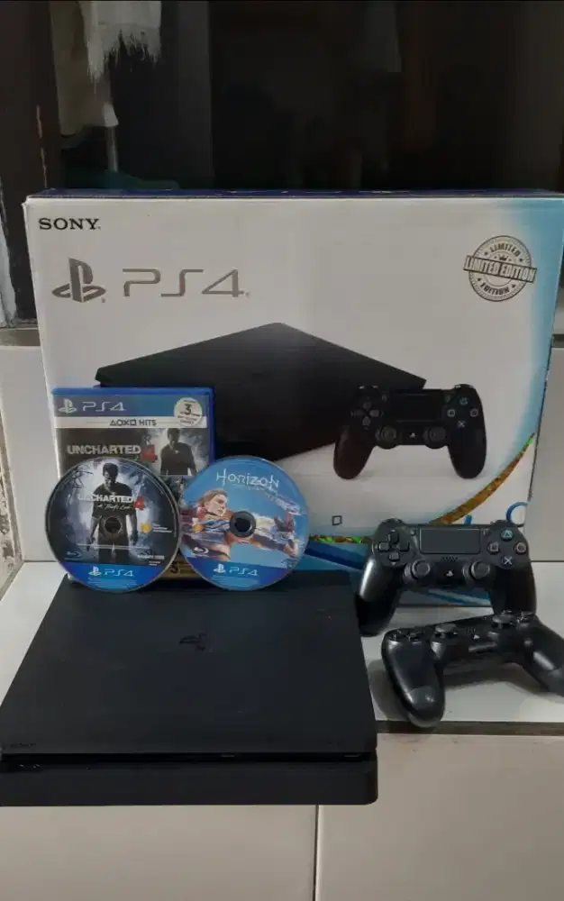 PS4 SLIM ORI 1TB CUH 22XX SESUAI FOTO Mrh Meriah