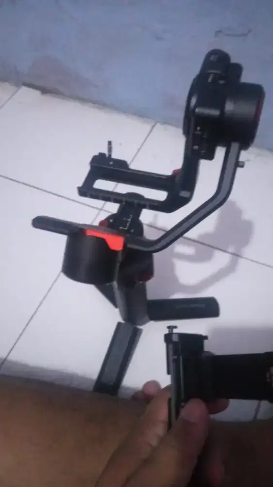 Gimbal stabilizer merek B Steady Multi Mate