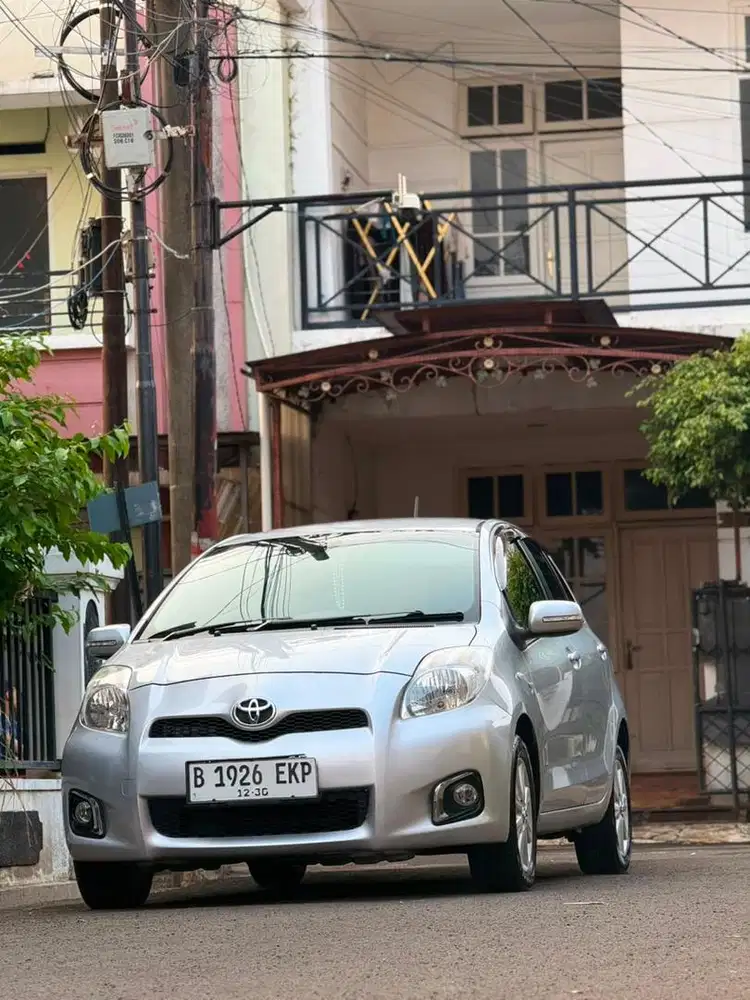 Yaris J 2013 Manual Low Km