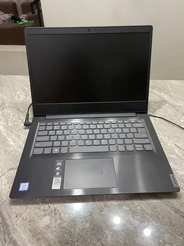 Laptop lenovo ideapad s145