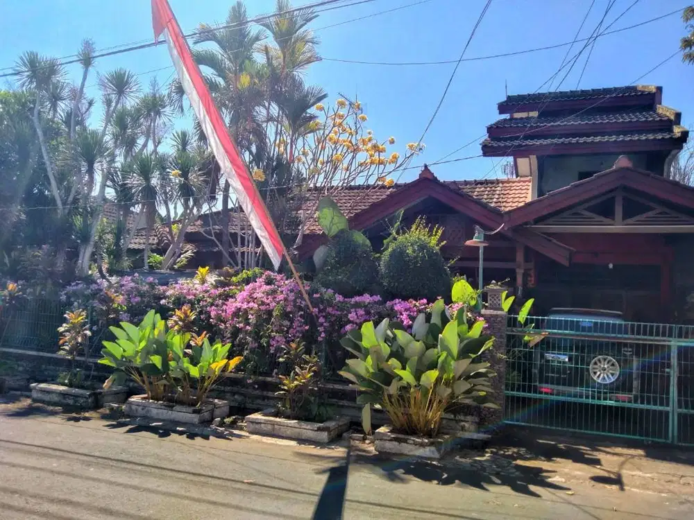 Dijual cepat rumah 2 lantai