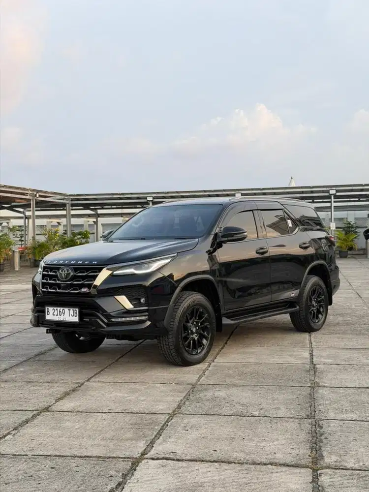 (Km Low 18ribu Record Full Ori) FORTUNER VRZ 2.8 AT 2024