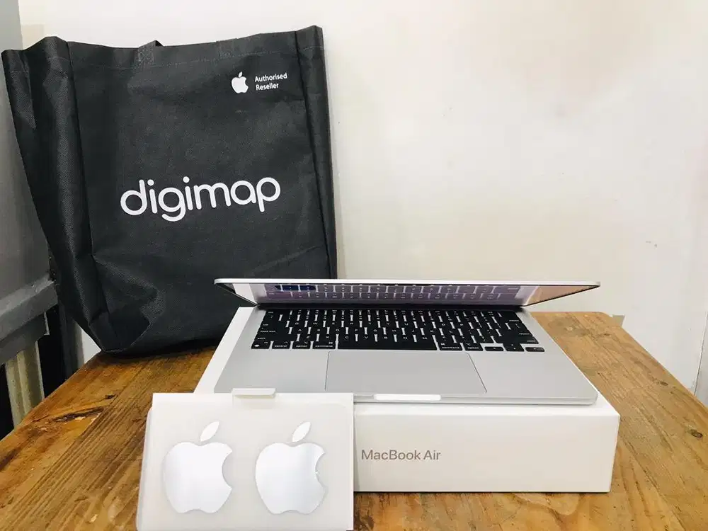 Macbook Air 13' 2024