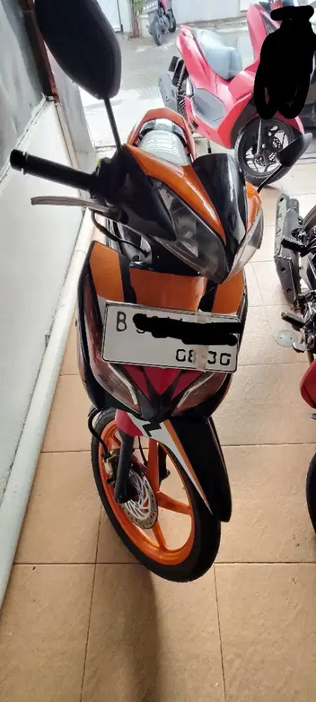 Honda blade Repsol karbu 2013