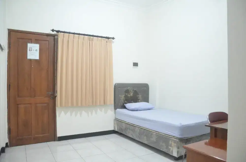 Kos Putri Asri Siwalankerto Wonocolo