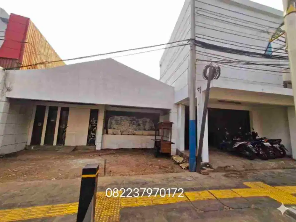 DIJUAL CEPAT DI BAWAH NJOP
RUANG USAHA, BANGUNAN LAMA DI Jalan Soepomo, Tebet Jakarta Selatan