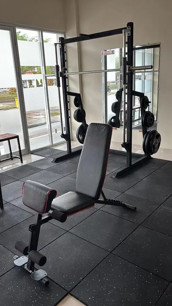 Adjustable chair / Kursi gym