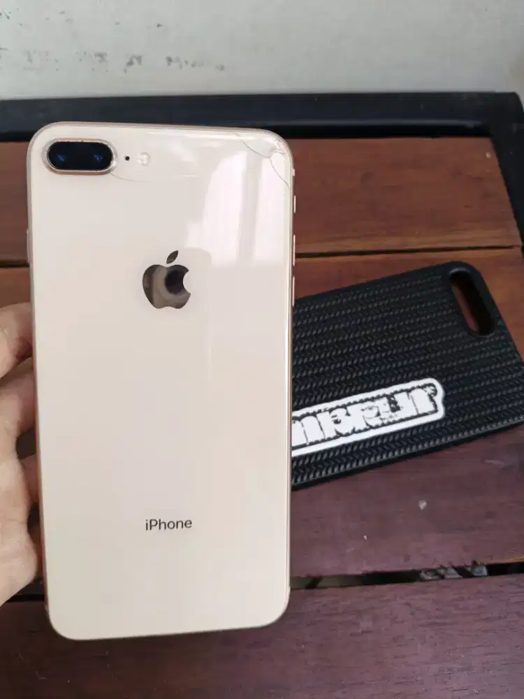 iPhone 8 Plus 64GB