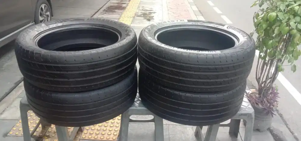 4ban 235/55/R19 Continental Ultracontac UC6 SUV nik 2022 hub Wa gan