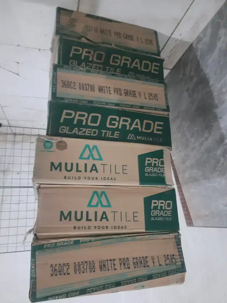 Jual Murah Keramik Mulia Lite Warna Putih 30x30 untuk sofa lemari meja